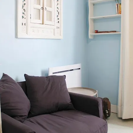 An Ideal Pied-a-terre At The Gateway To Paris